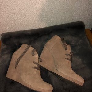 Ankle boot suede
